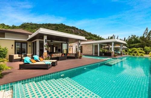 Khao Tao Villa | 5 Bedroom Amazing Pool Villa In Resort (TS1)
