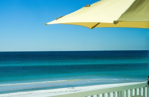 Seagrove Beach House | 5 Bedroom Beachfront Home