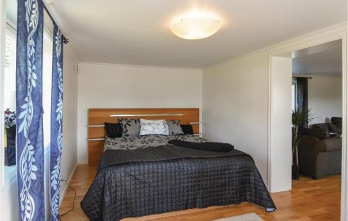 Bjorketorp House | 5 Bedroom Beautiful Home In Björketorp
