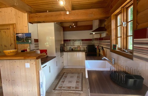 Anniviers Ski Chalet | 5 Bedroom Chalet in MISSION