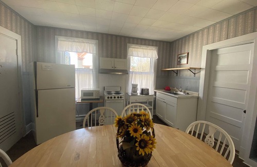 Poland Cottage | 5 Bedroom Cottage at the 500 acre Poland Spring Resort with lots of onsite activities!