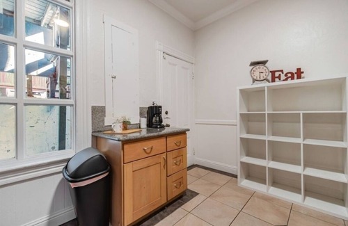 Lower Haight House | 5 Bedroom Golden Gate Park beauty. Minutes away from the Park and much more