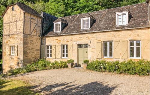 Sarrazac House | 5 Bedroom Gorgeous Home In Sarrazac