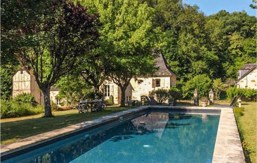 Sarrazac House | 5 Bedroom Gorgeous Home In Sarrazac