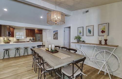 Folly Field House | 5 Bedroom home with Large Pool in Folly Field. 5 minute walk from Ocean