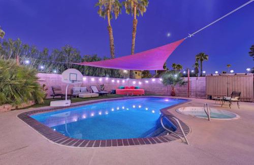Chinatown House | 5 bedroom home by strip, pool, mini golf, karaoke