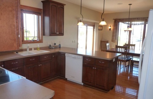 Cleveland House | 5 bedroom home minutes from Whistling Straits available for Ryder Cup rental