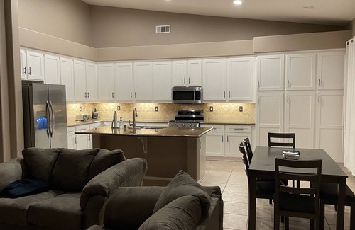 Corona House | 5-bedroom Home with Pool <30 miles to Disneyland