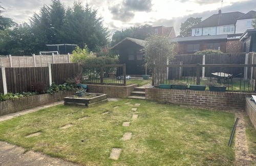 Colyers House | 5 Bedroom house in DA7
