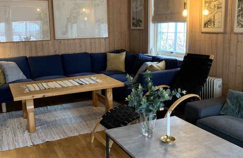 Ramberg House | 5-Bedroom House in Lofoten