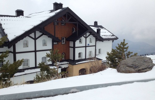 Pradollano House | 5 bedroom house in the ski resort of Sierra Nevada EDIFICIO VELETA