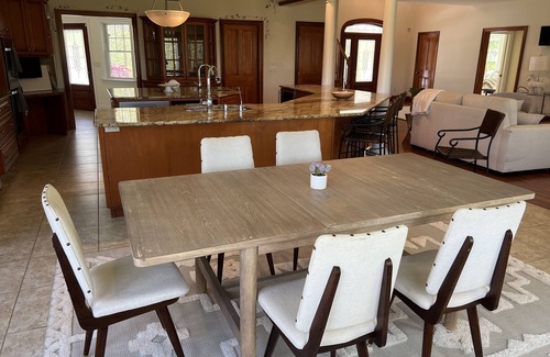 Mattituck House | 5 Bedroom Huge & Private North Fork Oasis