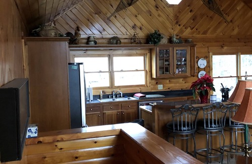 Mayville House | 5 Bedroom Log Home on Chautauqua Lake