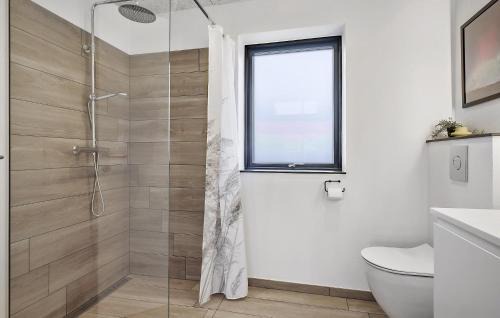 Nørre Hurup House | 5 Bedroom Lovely Home In Hadsund