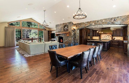 South Lake Tahoe House | 5 Bedroom Mountain Luxury Estate wIndoor Pool 5 acres