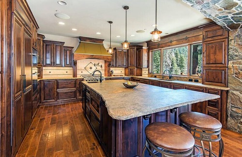South Lake Tahoe House | 5 Bedroom Mountain Luxury Estate wIndoor Pool 5 acres