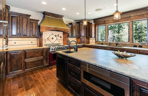 South Lake Tahoe House | 5 Bedroom Mountain Luxury Estate wIndoor Pool 5 acres