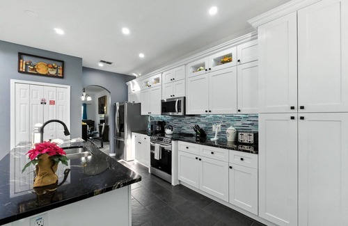 Cumbrian Lakes House | 5 Bedroom Pool Home in Gated Community Near Disney