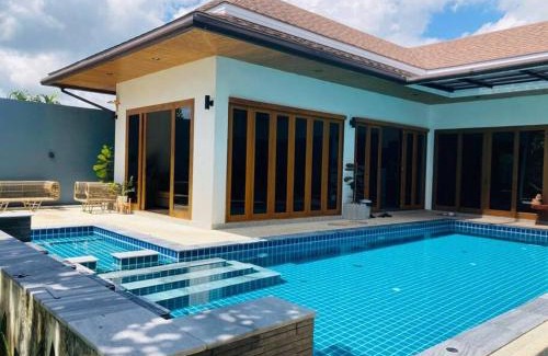 Krabi Villa | 5 Bedroom Private Pool Villa