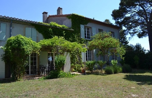 Labastide-d'Anjou Villa | 5 Bedroom Villa, La Bastide d'Anjou, Occitanie