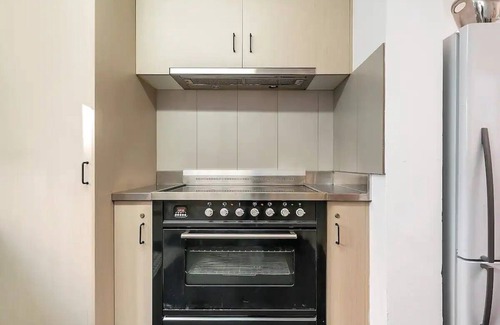 Kings Cross House | 5 Bedroom Victorian Terrace Minutes to Everything