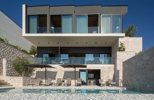 Orasac Villa | 5 Bedroom Villa Frida with Infinity Pool Overlooking Adriatic Sea