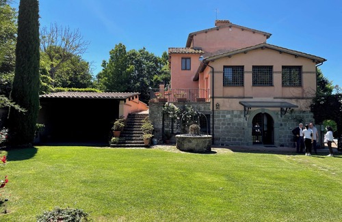 Caprarola Villa | 5 bedroom villa with heated pool and air conditioning set in landscaped garden.