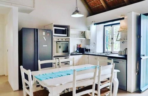 Struisbaai House | 5 Bedroomed Fisherman's Cottage in Struis Bay