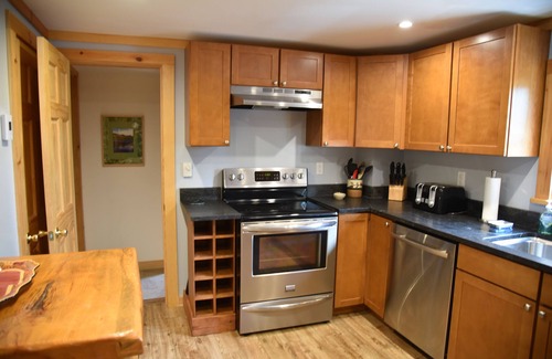 Lake Placid House | 5 Bedrooms 3 Baths Sleeps 10. Clean. Comfortable. Affordable.