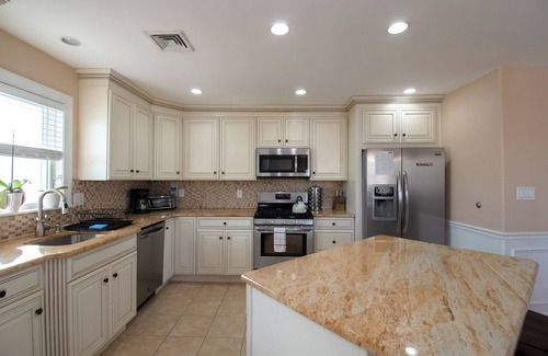 Brigantine House | 5 BEDROOMS 4.5 BATHS! 1/2 block to Beach! Pets OK! ELEVATOR!