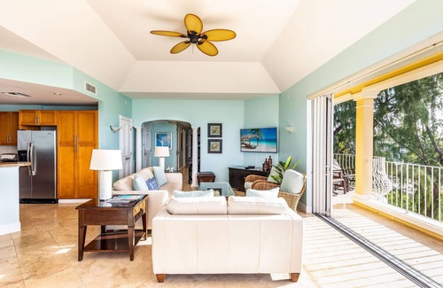 Grace Bay Condo | 5 BEDROOMS across TWO PENTHOUSES - BEACHFRONT GRACE BAY - SUMMER SPECIAL!