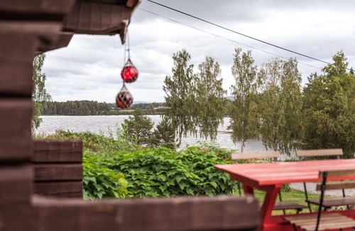 Rensbyn House | 5 Beds near Lake Runn