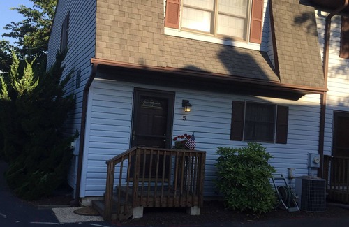 Rehoboth Beach House | 5 block walk to the boardwalk at Stockley