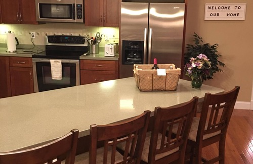 La Follette House | 5 BR 4.5 BA with a Stunning Lake View and Boat Slip