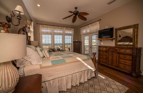 Seagrass House | 5 BR, 4.5 Bath, Private Pool, Sleeps 17.