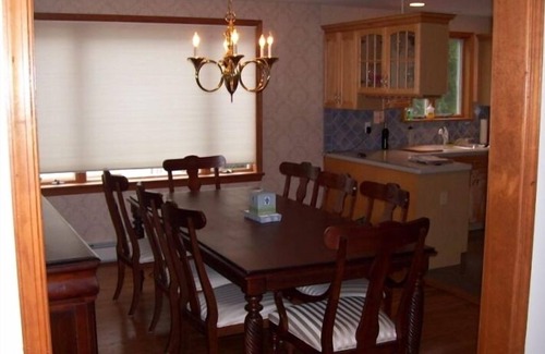 Spring Lake House | 5 BR + Library/3.5 BA Renovated Victorian
