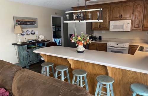 Trimble House | 5 BR Retreat on Beautiful Smith Lake & Close to I-65