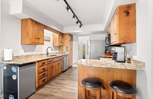 Lake Lure House | 5 BR - Walk to Resort Amenities! Close Mnt Views! Backyard Firepit!