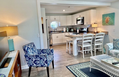 St. Augustine Beach Apartment | 5 F Street - Sand Dollar West