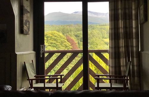 Spean Bridge House | 5 Guests - Highland comfort with mountain views