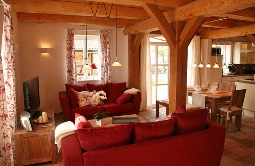 Borgerende Apartment | 5* half-timbered FH, fireplace, sauna, WLAN approx. 250m to the beach