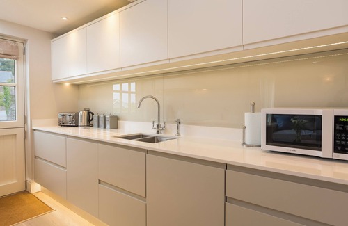 Bugford House | 5 KEEPER'S COTTAGE, HILLFIELD, family friendly in Dartmouth