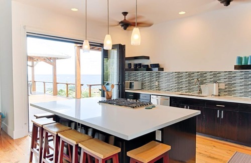 Antoneys Cay Villa | 5 King Beds/2 Infinity Pools/Amazing Sunsets/Quick walk to West End/Privacy