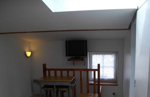 Saint Rogatien Apartment | 5 km from LA ROCHELLE, come and spend a WEEKEND in a comfortable studio