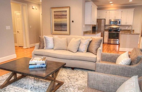 Lake Oconee Cottage | 5* Lakefront Luxury - Relax At Jack Nicklaus' Former Reynolds Lake Oconee Home