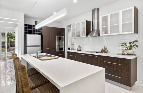 Anglesea House | 5 Lorettas Way Summar
