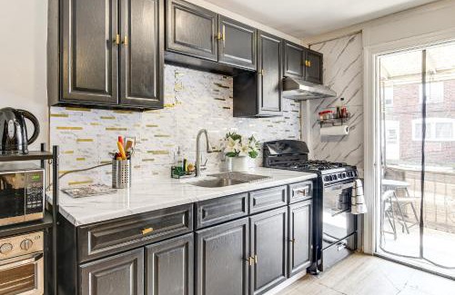 Primos Secane House | 5 Mi to Center City Townhome in Elmwood Park