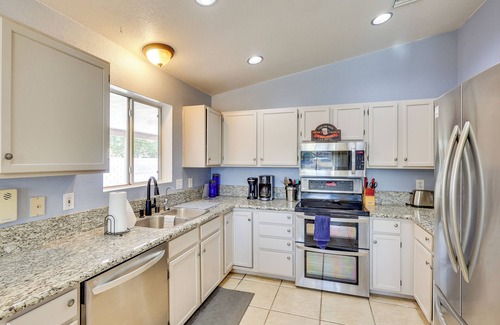 Fort Mohave House | 5 Mi to CO River: Home w/Pool in Fort Mohave!