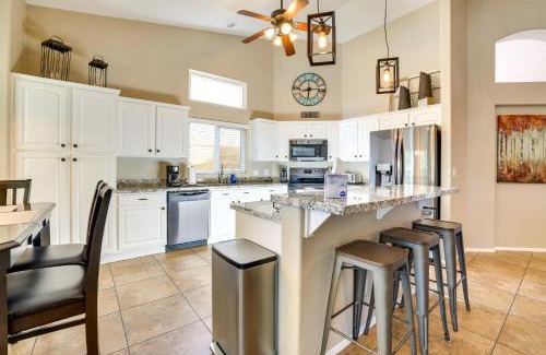 Chandler House | 5 Mi to Dtwn Chandler Home with Outdoor Pool!