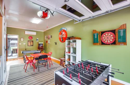 Pine Forest House | 5 Mi to Fort Liberty Family Home with Backyard